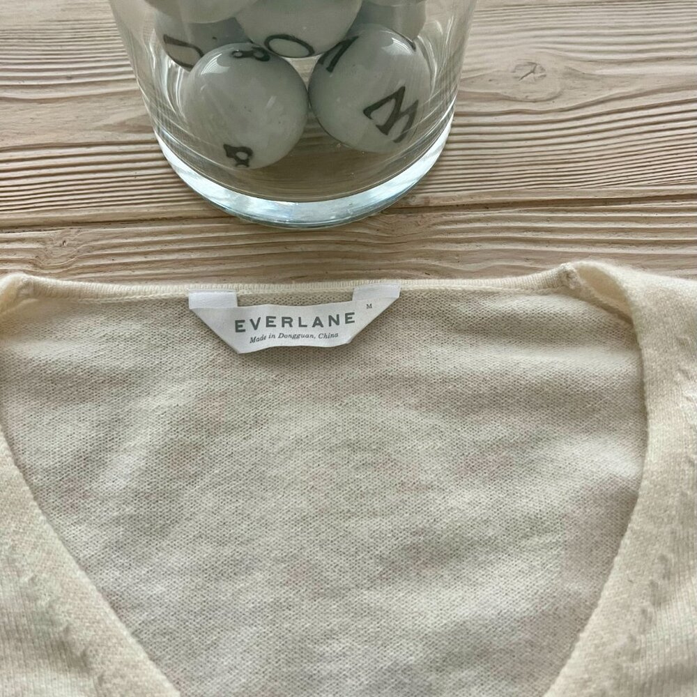Everlane 100% Cashmere V-Neck Sweater – Ivory | Oversized Fit | M - Picture 2 of 6